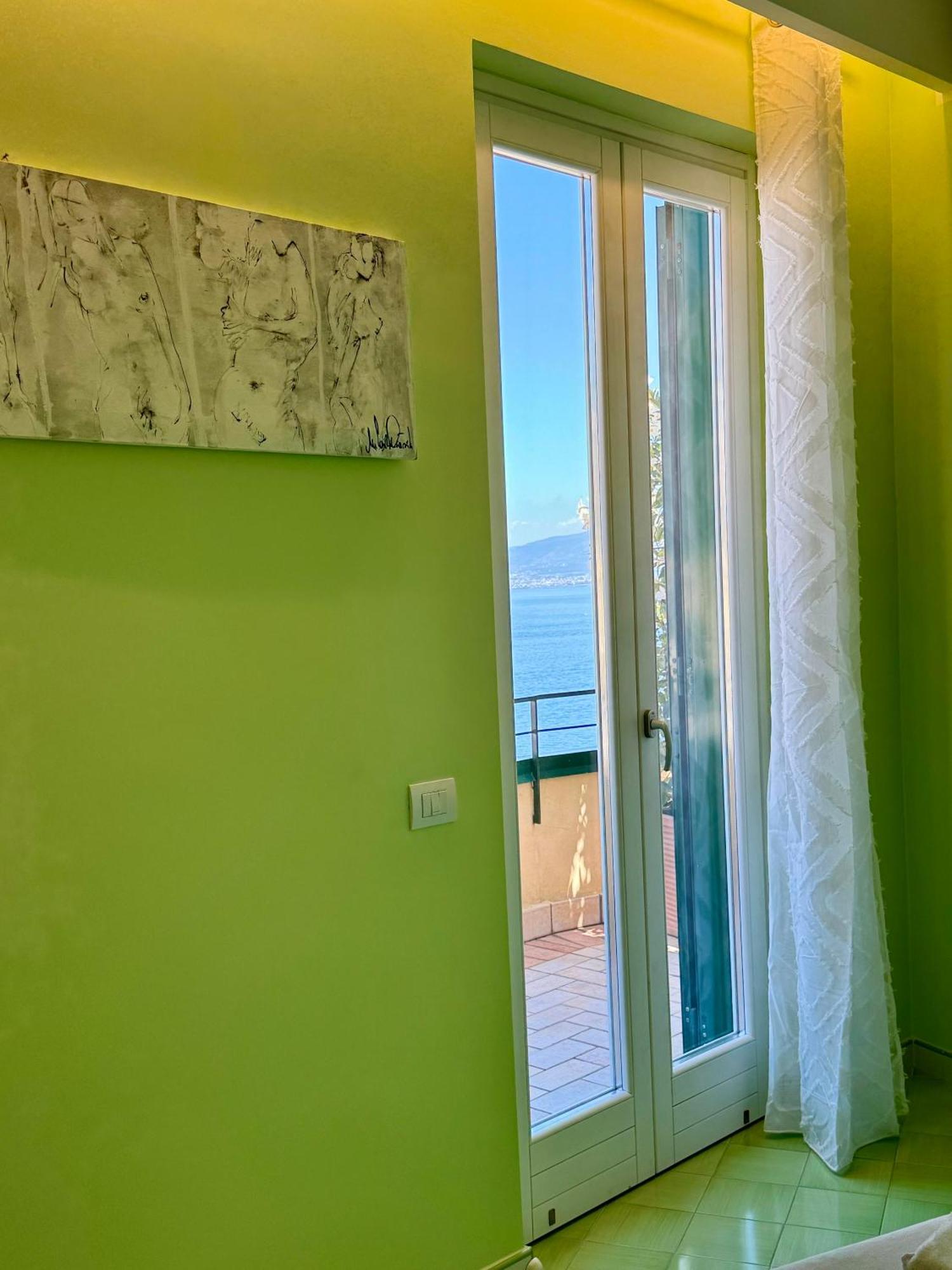 Vesuvio View Bed & Breakfast Вико Екуензе Екстериор снимка