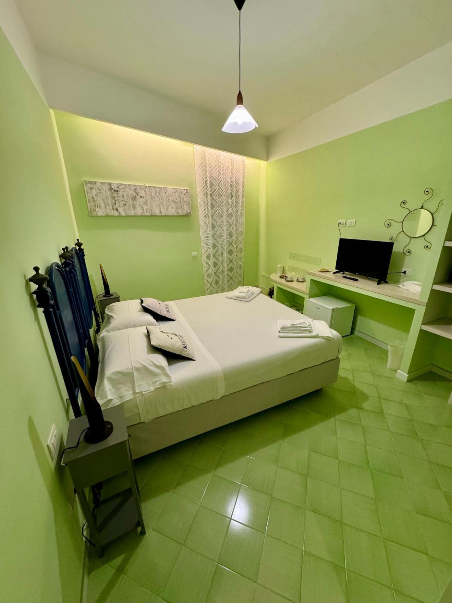 Vesuvio View Bed & Breakfast Вико Екуензе Екстериор снимка
