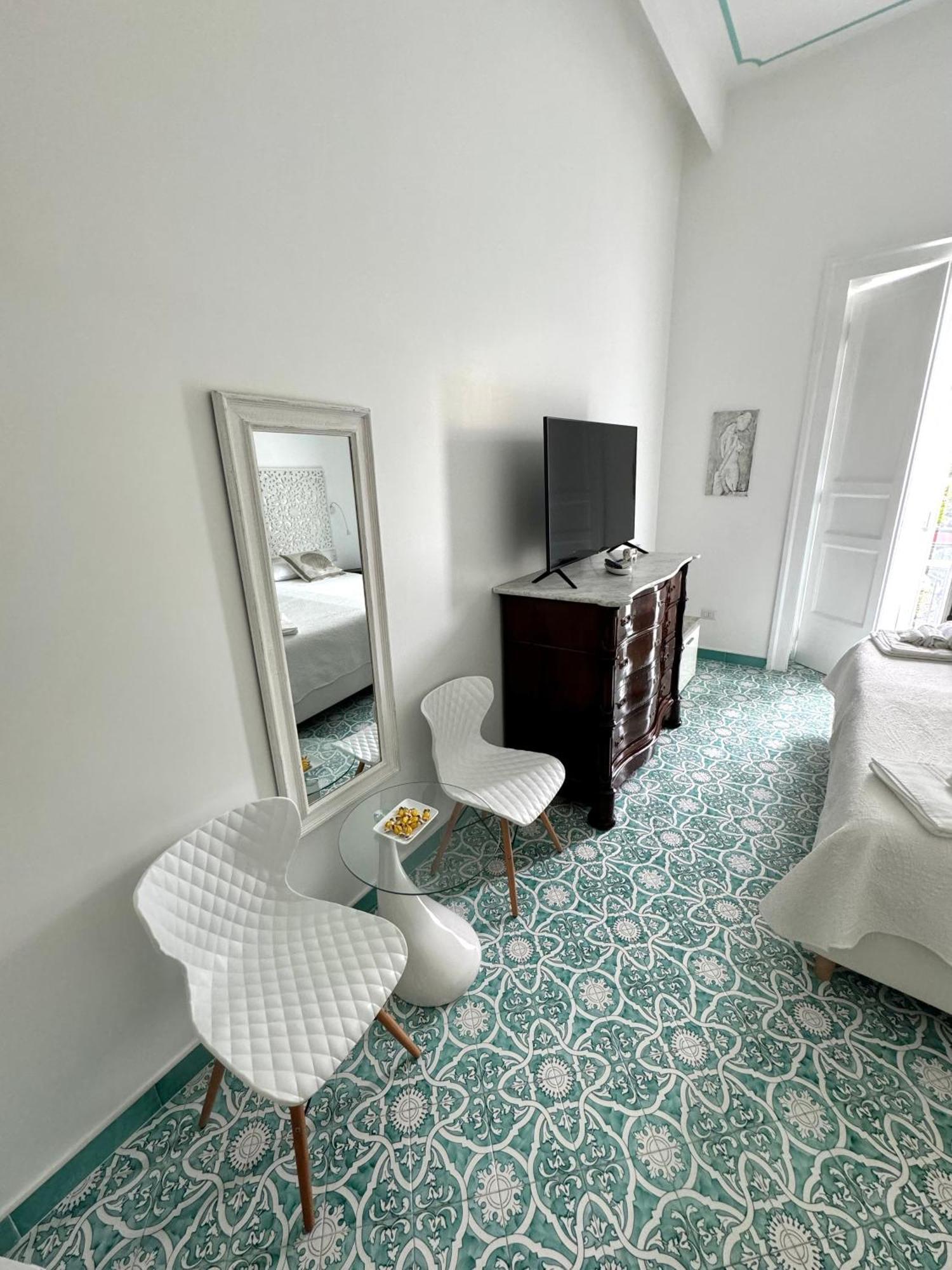 Vesuvio View Bed & Breakfast Вико Екуензе Екстериор снимка